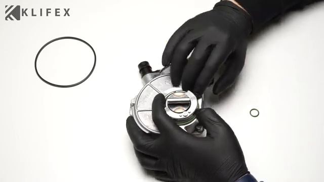 Ремонт вакуумного насоса BMW N63, S63 11668605976. Установка ремкомплекта. смотреть онлайн