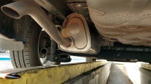 Покрасил выхлопную трубу термостойкой краской на Chevrolet Nexia