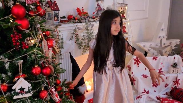 Новогодняя фотосессия WELCOME 2023 смотреть онлайн