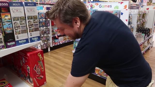 Toy Hunting Beauty And The Beast, Dunk Tank Hat Game, Giant Uno Game, смотреть онлайн
