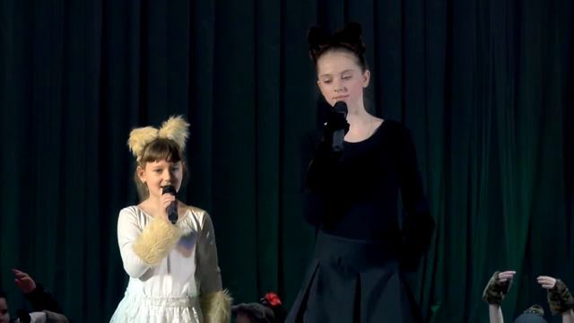 Детский центр "Смайл". Отрывок мюзикла "Кошки" смотреть онлайн