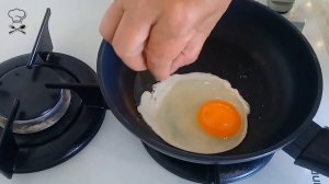 ГЛАЗУНЬЯ НА ЗАВТРАК  Маленькая хитрость идеальной глазуньи
