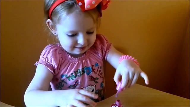 Красим ногти в любимый розовый цвет. смотреть онлайн