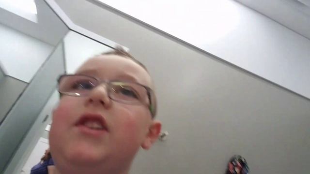 The poop store смотреть онлайн