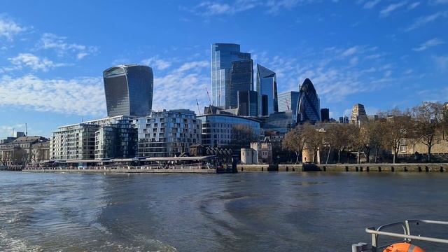 ?? London Boat Tour 4K - River Thames Cruise - Westminster, Canary Wharf & Greenwich - England, UK