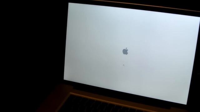 My New 17 Inch MacBook Pro My Wife Brandie Got For Me Inte Corel I7.mp4