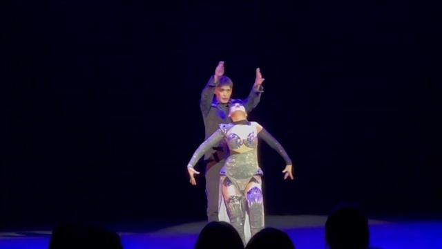 Aliya & Rafael Курбановы. Восток и hip-hop. Brother and sister. смотреть онлайн