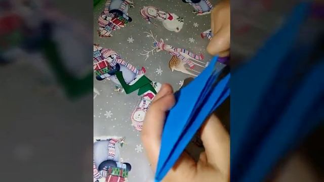 Вырезаем пушистую снежинку смотреть онлайн