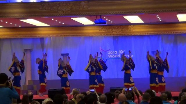 IYF WORDL CAMP 2013 школа Линкольна ,китайский танец смотреть онлайн