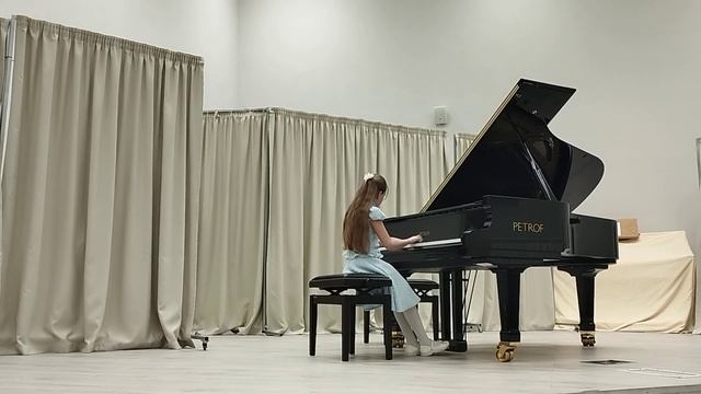 И. Беркович "Мазурка". Исполняет Бескорсая Вероника, 8 лет, 2 класс ДМШ им. А. Т. Гречанинова смотреть онлайн