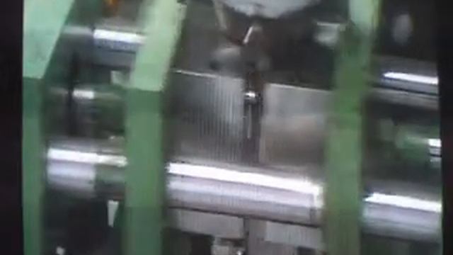 Fully Automatic blow molding m/c.MPG смотреть онлайн