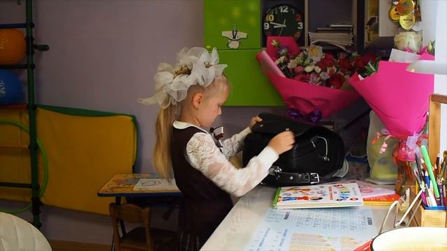 Тома. Первый раз в 1 класс. 1 сентября 2022 смотреть онлайн