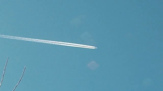 Panasonic HC-V10 70* Zoom Test - High Flying Jet Plane смотреть онлайн