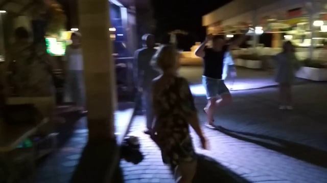 Уличная дискотека в Адлере 2018 смотреть онлайн