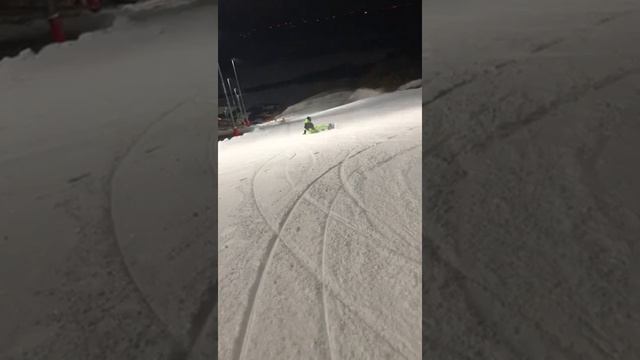 Первый раз встал на доску 🥳 смотреть онлайн