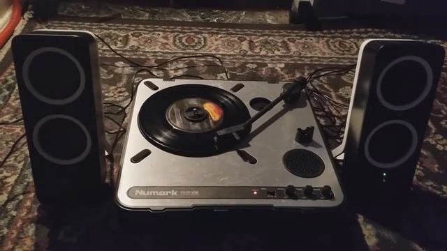 Hamilton, Joe Frank & Reynolds/ Don't Pull Your Love смотреть онлайн