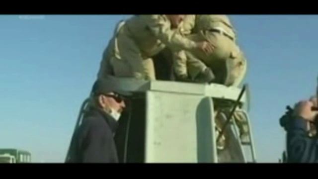 Посадка «Союза» с космонавтами МКС. Экипаж МКС благополучно вернулся на Землю. смотреть онлайн