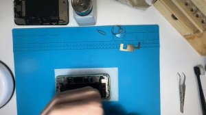 Замена аккумулятора iPhone 11