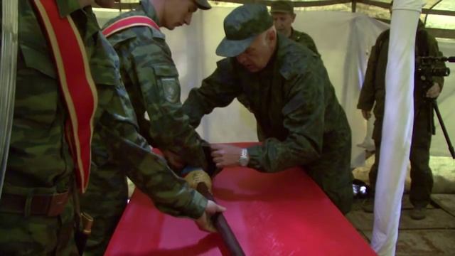 Вручение Боевого знамени Батальону "Дизель" смотреть онлайн