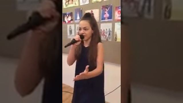 Лиза Любина "Небо" смотреть онлайн