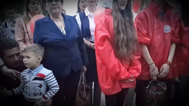 Узловая поёт "Катюшу" смотреть онлайн