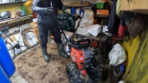 УТИНЫЕ ИСТОРИИ #4 Снять двигатель с мотоблока | Мотоснегокат своими руками #снегопёс #мотоснегокат