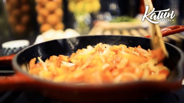 Шакшука Глазунья с овощами, или израильская яичница смотреть онлайн