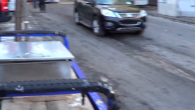 Мишань. прогулка по городу.17 декабря 2016 года смотреть онлайн