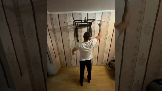 Подтягивания за 2 минуты -63 повторения (43 за подход ) ,pull-ups in 2 minutes -63 reps (43 per set смотреть онлайн
