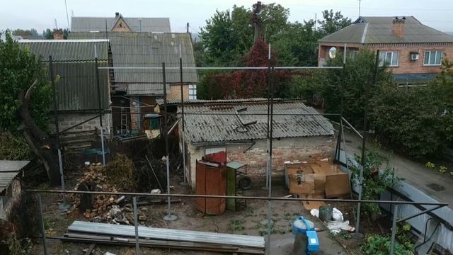 Устанавливаем солнечные панели возле дома ч.2