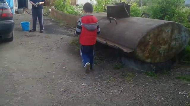 Саят упал в грязь смотреть онлайн