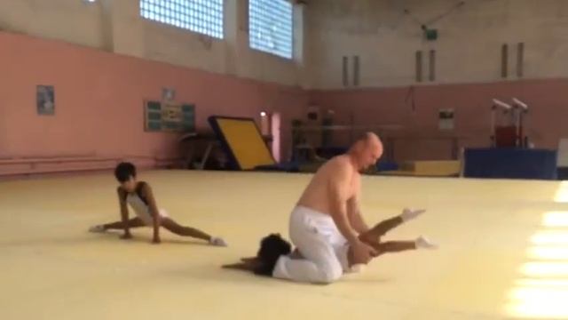 Хусейн Халилов гимнаст смотреть онлайн
