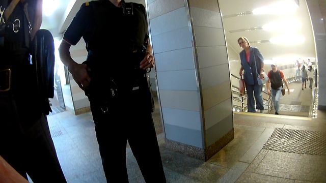 2 отдела и охрана ничего не видят на своей территории (5) смотреть онлайн