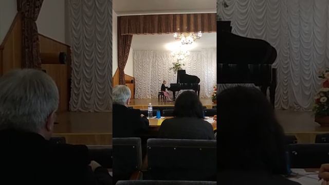 И.С. Бах Инвенция F-dur, М.Клементи Сонатина С-dur, В.Косенко Мелодия (из цикла 24 детские пьесы). смотреть онлайн