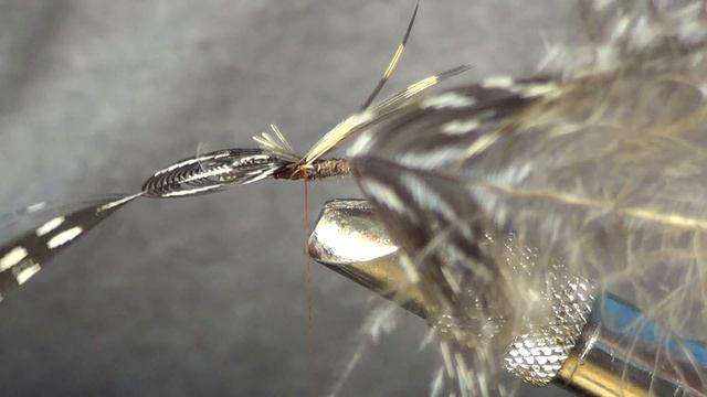 Верховая,Уловистая МУШКА на ХАРИУСА/Мотылек(Крылья АНГЕЛА) смотреть онлайн