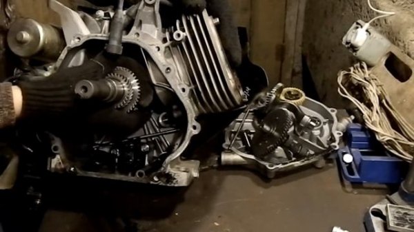 Ревизия двигателя Лифан привела к тому, что его пришлось полностью разобрать. Lifan 188 13 л/с