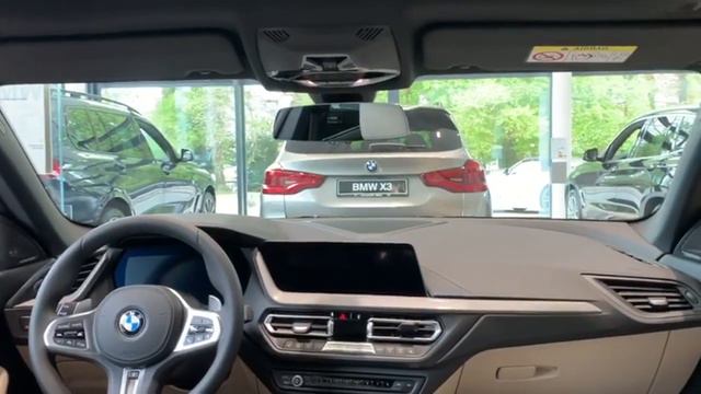 Oliver Huwyler zeigt das neue BMW 2er Gran Coupé M235i смотреть онлайн