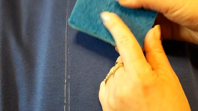 Как убрать катышки с одежды в домашних условиях. Простой способ смотреть онлайн