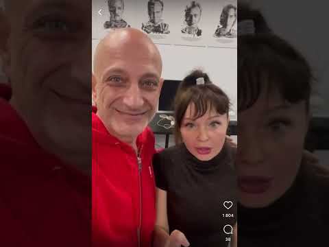 Наш официальный помощник "Алиса" смотреть онлайн