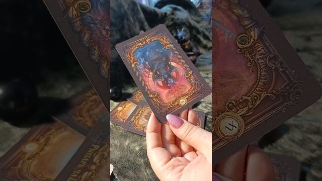 ЧТО УШЛО? ЧТО ИДЕТ? смотреть онлайн