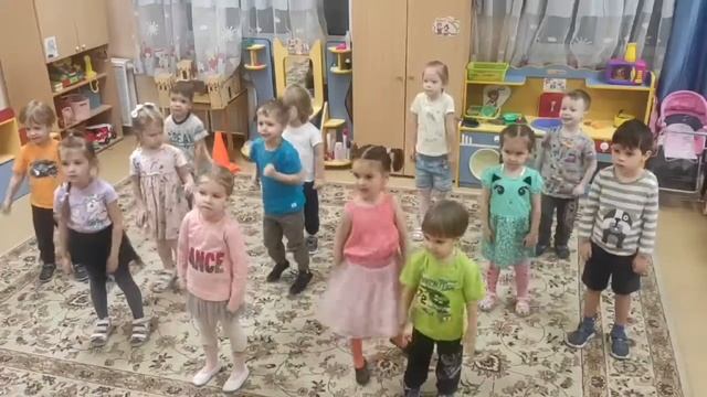 День матери в детском саду. Поздравление от детей средней группы. смотреть онлайн