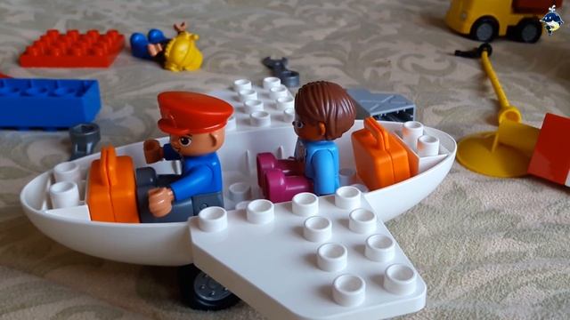 Собираем АЭРОПОРТ Lego DUPLO и отправляемся В ПУТЕШЕСТВИЕ!