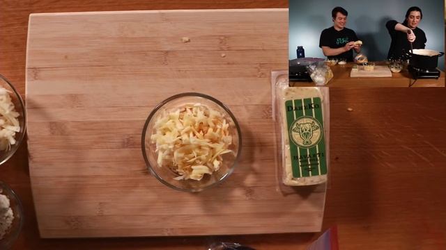 Mixing Every Mac & Cheese Together Live смотреть онлайн