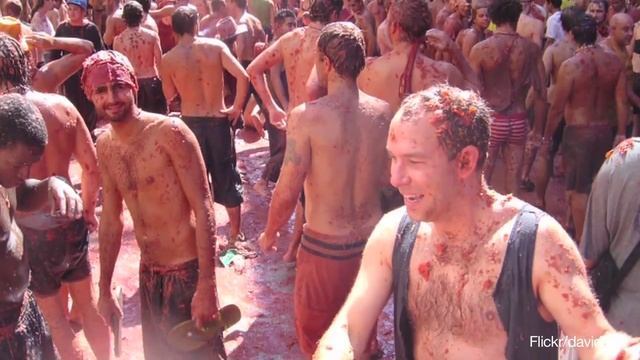 5 Facts on Spain's La Tomatina Festival Tomato Festival смотреть онлайн