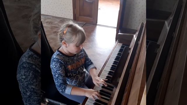 Детская пьеса. Начальная школа фортепиано. смотреть онлайн