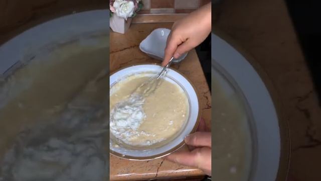 САМЫЙ ПРОСТОЙ И ВКУСНЫЙ РЕЦЕПТ БЛИНОВ! EN DADLI VE ASAND BLINCIK RESEPI смотреть онлайн