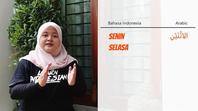 INDONESIAN LOANWORDS PART 3 // Words Borrowed from Arabic and Persian/Farsi смотреть онлайн