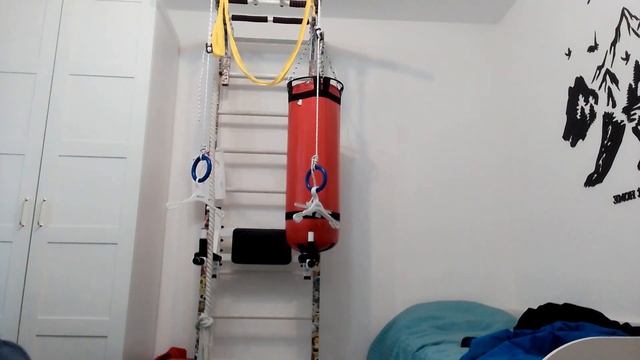 Бабушка прикол "В гостях у бабушки" часть 1 прикольные видео ролики смотреть онлайн