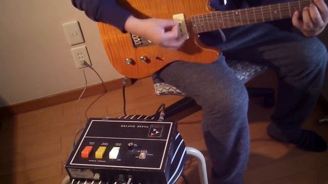 Playtech TL-500 Premium Trans Gold （Fender 65 Twin Reverb with Maestro Phase Shifter) смотреть онлайн
