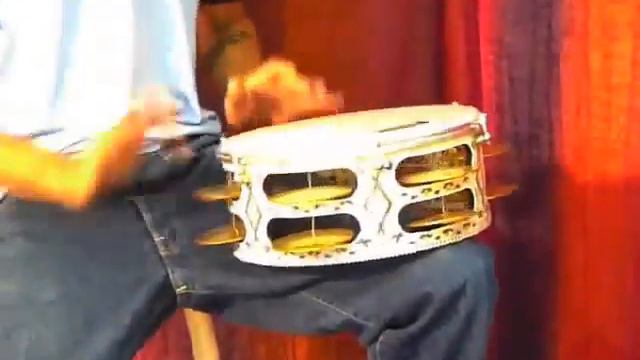 Gawharet El Fan Muzhar Riq Tambourine смотреть онлайн